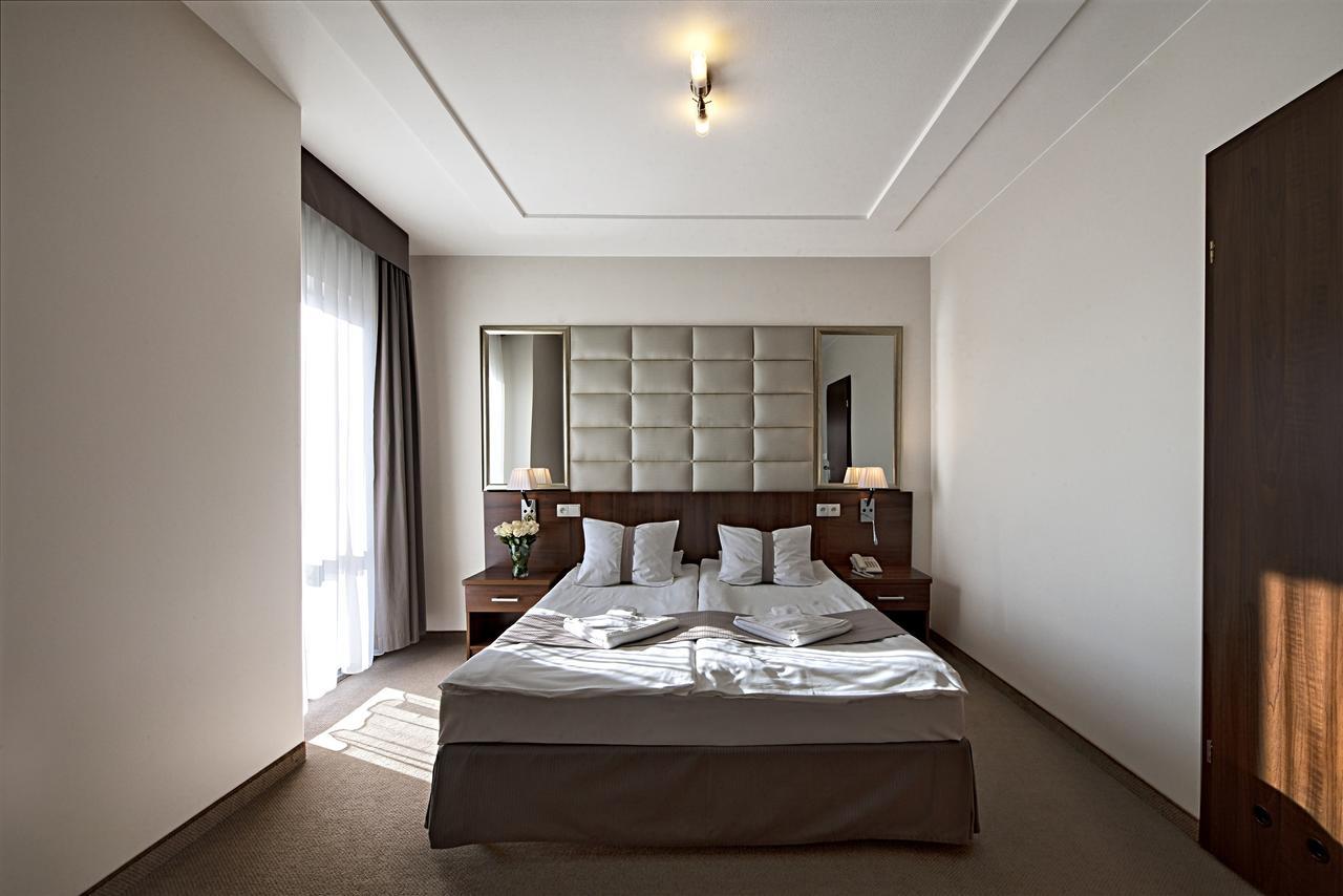 Hotel Piaskowy 普什奇纳 外观 照片